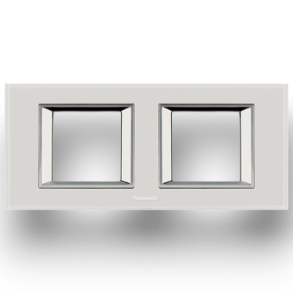 Panasonic Ulti̇ma Cam Beyaz Çerçeveler